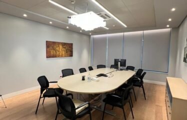 Ambient prestigjoz për zyra në zemër të Bllokut