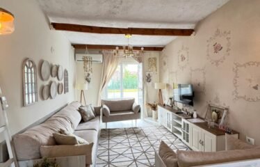 APARTAMENT 2+1+2 NE SHITJE, ISH-STACIONI I TRENIT.