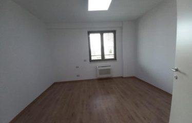 Apartament 2+1 me qera, ne Bllok