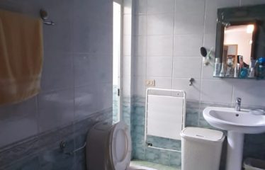 Shitet apartament 3+1, ne Bllok