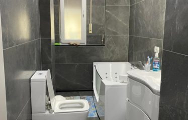 Shitet apartament 2+1, Liqeni i Thate