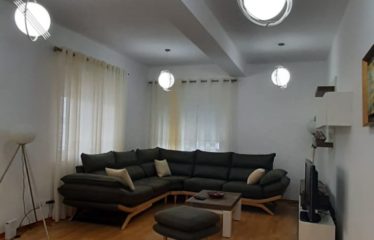 Apartament modern 3+1 per qera