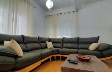 Apartament modern 3+1 per qera