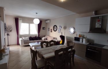 Shitet apartament 2+1, Kodra e Diellit