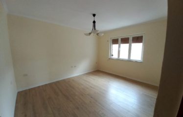 Shitet apartament 2+1, ne Ali Dem