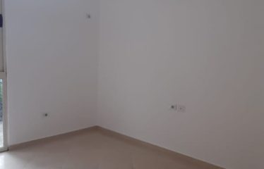 Shitet apartament 2+1, ne Yzberisht