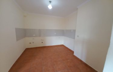 Shitet apartament 2+1, ne Ali Dem