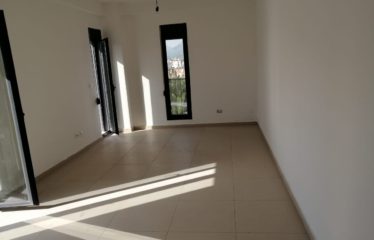 Shitet apartament 2+1, Rruga e Elbasanit