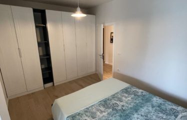 Apartament 3+1 me qera, Libri Univeristar