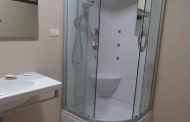 Apartament 2+1 me qera per banim ose zyra, Ish-Ekspozita