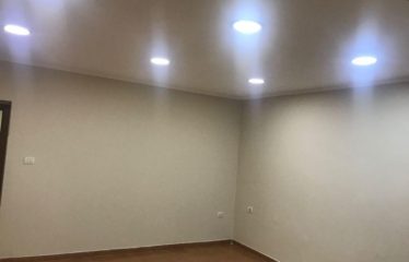 Apartament me qera, Bllok