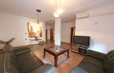 Apartament 2+1 me qera, Bllok