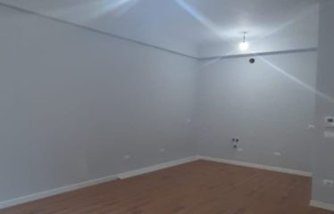 Apartament 1+1 per zyra me qera, ne Bllok