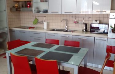 Apartament 2+1 me qera, ne Bllok