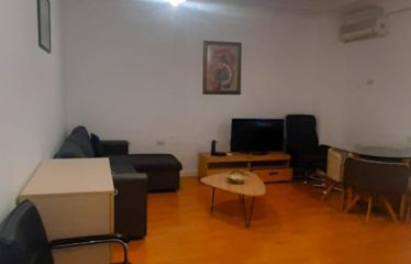 Apartament 2+1 me qera, Bllok